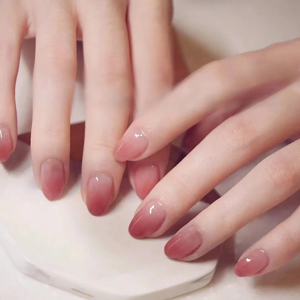 24pcs Vintage False Nails Round Head Press on Nails