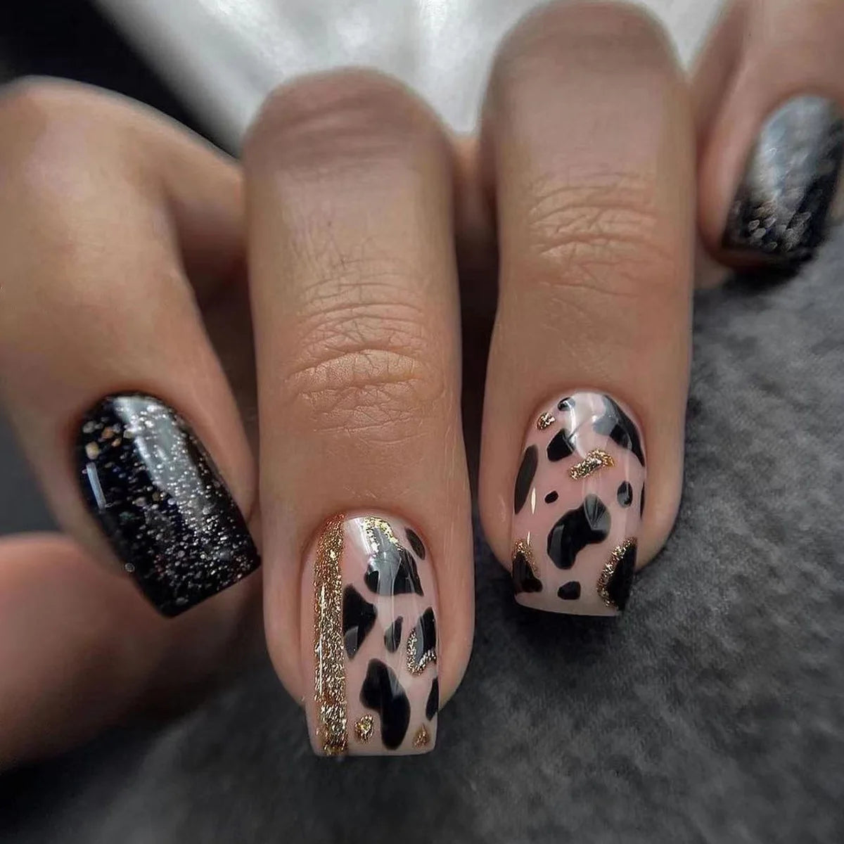 24pcs Leopard Print False Nails Black Press on Nails